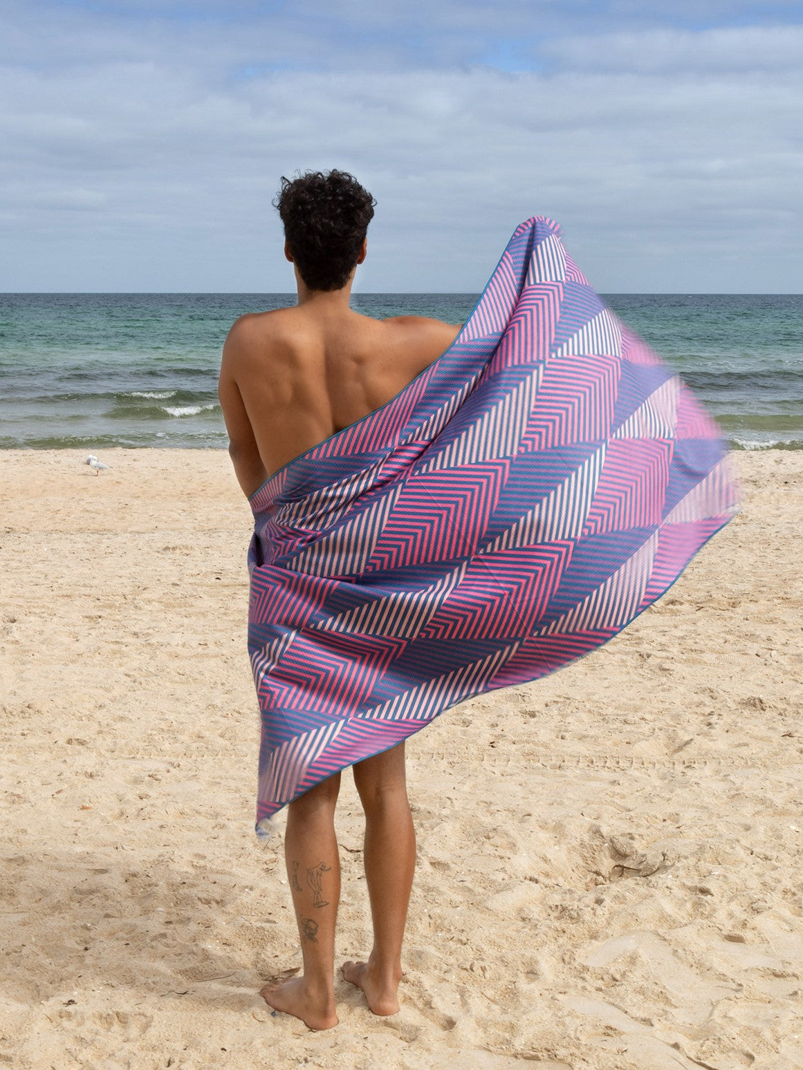 Dubai Diamonds - Sand Free Towel